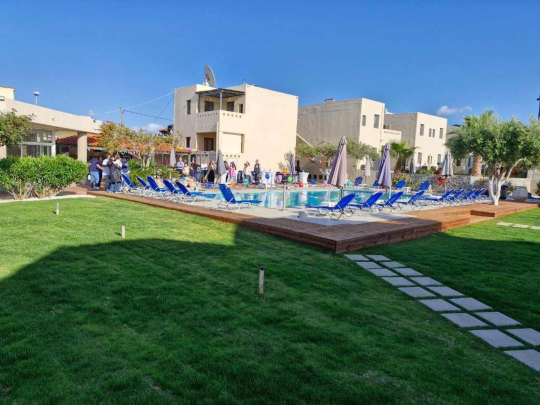 Creteco Hotel & Suites Goúrnai Exterior foto